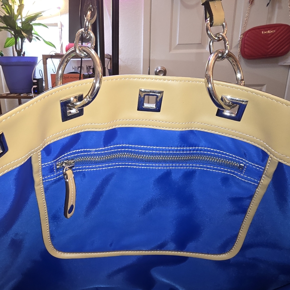 Beautiful Tote Bag By Maxx New York Signature In Preloved Condition - Picture 7 of 13